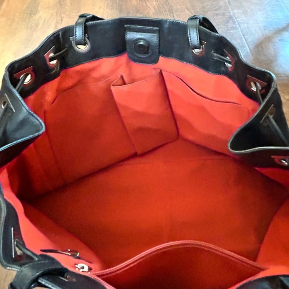 SALVATORE FERRAGAMO black leather tote, made in Italy - Picture 10 of 15